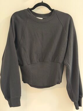 Victoria’s Secret Cropped Sweatshirt Black Long Sleeve Pullover NWT Size Large